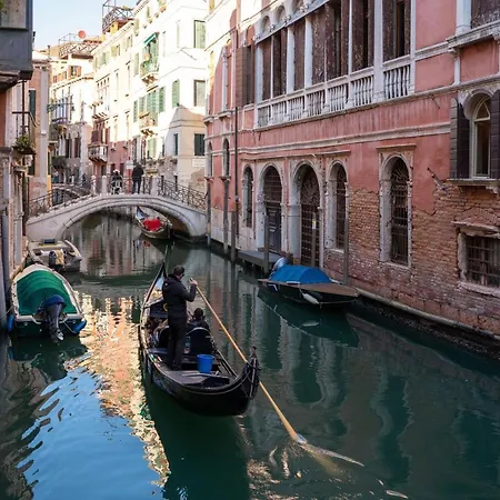 Venice Cera San Moise-2